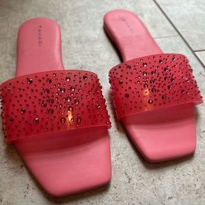 Tahari slip on sandals, brand new